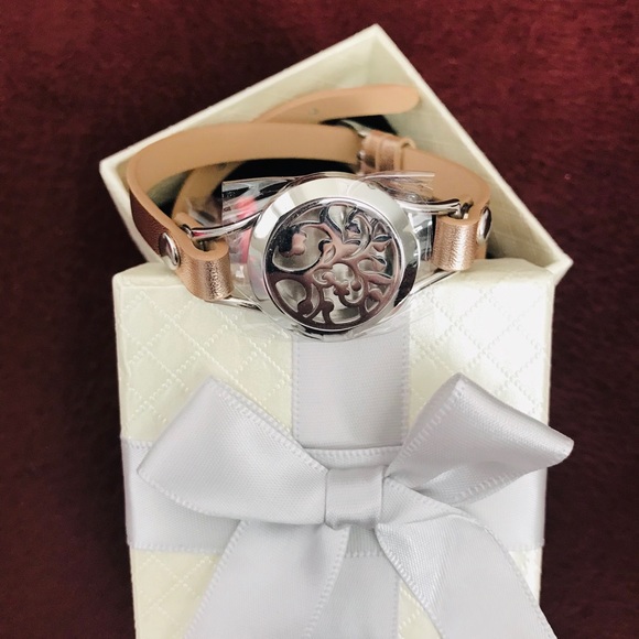 Boho Vibe Aromatherapy Bracelet - Picture 5 of 5